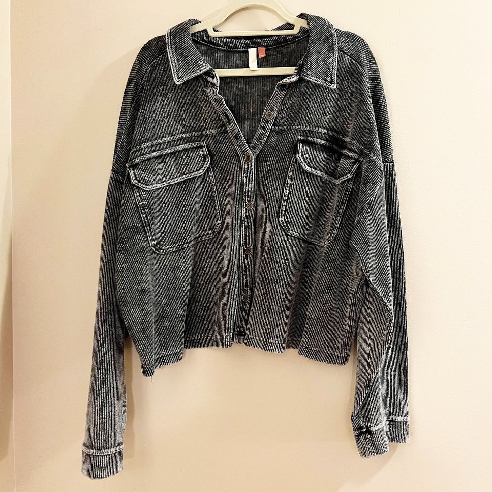 Pilcro Cropped Ribbed Vintage Wash Button Down
